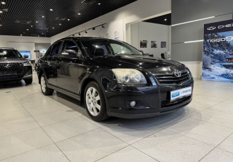 Подержанный автомобиль Toyota Avensis Sedan 2006 года (3 фото)