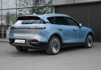 Подержанный автомобиль Voyah Free 2022 года (4 фото)