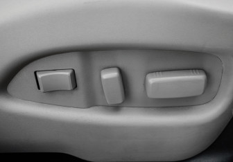 Подержанный автомобиль Cadillac SRX 2014 года (13 фото)