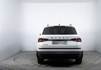 Подержанный автомобиль Skoda Kodiaq 2019 года (6 фото)