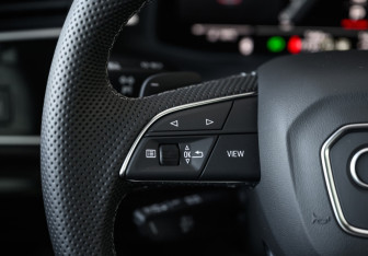 Новый Audi SQ8 2025 (44 фото)