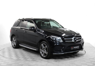 Подержанный автомобиль Mercedes-Benz GLE 2018 года (3 фото)