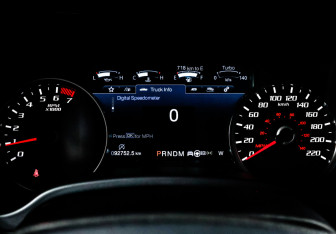 Подержанный автомобиль Ford F-150 2020 года (11 фото)