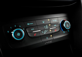 Подержанный автомобиль Ford Focus Hatchback 2018 года (25 фото)