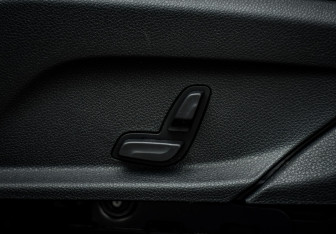 Подержанный автомобиль Mercedes-Benz GLC Coupe 2020 года (16 фото)