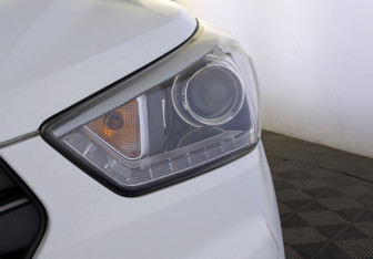 Подержанный автомобиль Hyundai Creta 2019 года (11 фото)