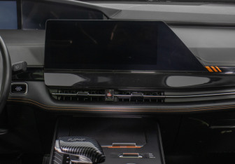 Подержанный автомобиль Changan UNI-K 2021 года (14 фото)