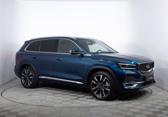 Подержанный автомобиль Geely Monjaro 2023 года (3 фото)