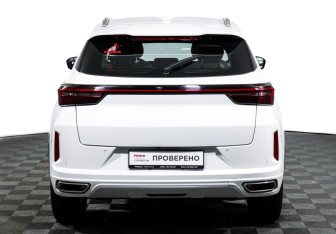 Подержанный автомобиль Exeed LX 2023 года (6 фото)