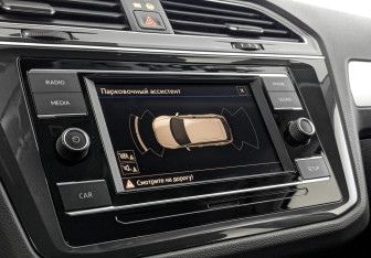 Подержанный автомобиль Volkswagen Tiguan 2018 года (26 фото)