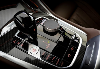 Подержанный автомобиль BMW X6 2021 года (29 фото)