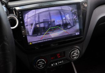 Подержанный автомобиль Kia Rio Sedan 2012 года (11 фото)