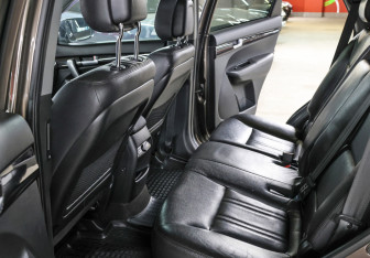 Подержанный автомобиль Kia Sorento 2017 года (12 фото)