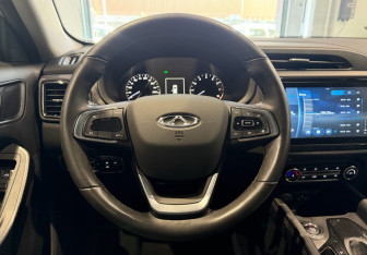 Подержанный автомобиль Chery Tiggo 4 2022 года (13 фото)