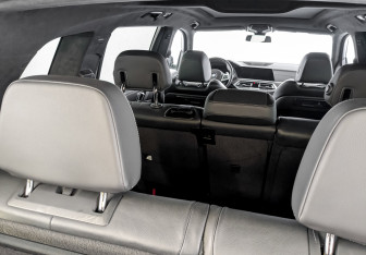 Подержанный автомобиль BMW X7 2020 года (28 фото)