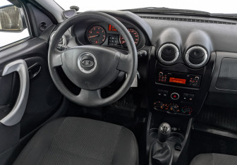 Подержанный автомобиль LADA (ВАЗ) Largus Wagon 2019 года (26 фото)