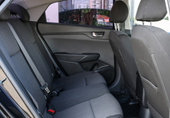 Подержанный автомобиль Hyundai Solaris Sedan 2021 года (12 фото)