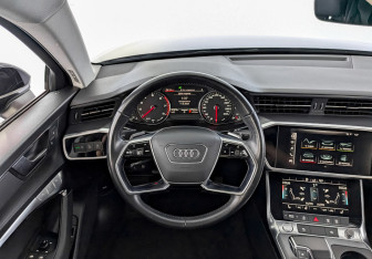 Подержанный автомобиль Audi A6 Sedan 2020 года (23 фото)