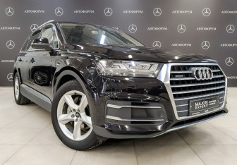 Подержанный автомобиль Audi Q7 2016 года (3 фото)
