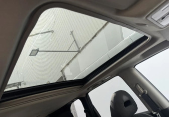Подержанный автомобиль Nissan X-Trail 2012 года (12 фото)
