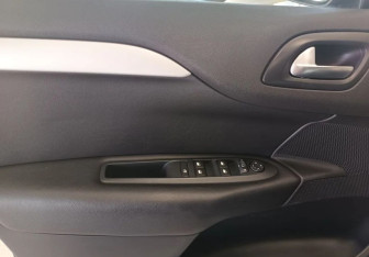 Подержанный автомобиль Citroen C4 Sedan 2017 года (13 фото)