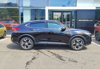 Подержанный автомобиль Haval F7x 2023 года (4 фото)