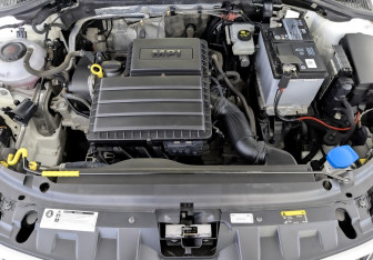 Подержанный автомобиль Skoda Octavia Liftback 2020 года (9 фото)