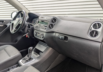 Подержанный автомобиль Volkswagen Tiguan 2012 года (11 фото)
