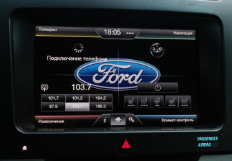 Подержанный автомобиль Ford Explorer 2013 года (19 фото)