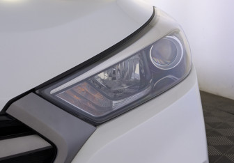 Подержанный автомобиль Hyundai Tucson 2015 года (11 фото)