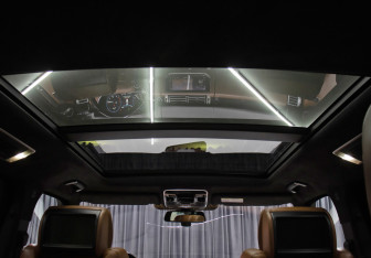 Подержанный автомобиль Land Rover Range Rover 2013 года (18 фото)