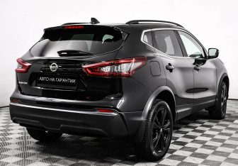Подержанный автомобиль Nissan Qashqai 2022 года (5 фото)