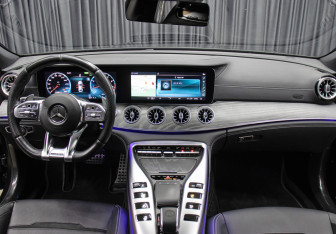 Подержанный автомобиль Mercedes-Benz AMG GT Liftback 2020 года (14 фото)