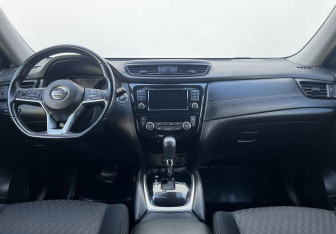 Подержанный автомобиль Nissan X-Trail 2020 года (12 фото)