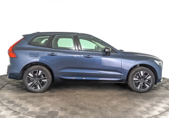 Новый Volvo XC60 2025 (4 фото)