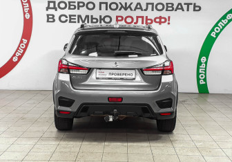 Подержанный автомобиль Mitsubishi ASX 2021 года (5 фото)
