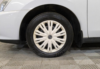 Подержанный автомобиль Nissan Almera Sedan 2013 года (15 фото)