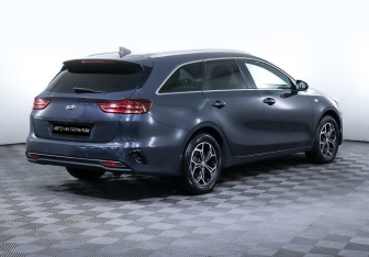 Подержанный автомобиль Kia Ceed Wagon 2020 года (5 фото)