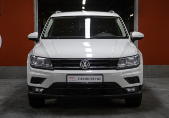 Подержанный автомобиль Volkswagen Tiguan 2018 года (2 фото)
