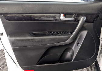 Подержанный автомобиль Kia Sorento 2019 года (19 фото)