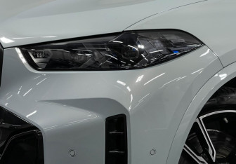 Подержанный автомобиль BMW X5 2025 года (8 фото)