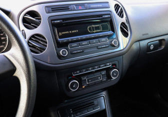 Подержанный автомобиль Volkswagen Tiguan 2013 года (11 фото)