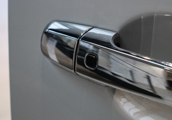 Подержанный автомобиль Mitsubishi L200 2023 года (14 фото)