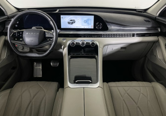 Подержанный автомобиль Exeed RX 2023 года (12 фото)