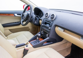 Подержанный автомобиль Audi A3 Hatchback 2012 года (10 фото)