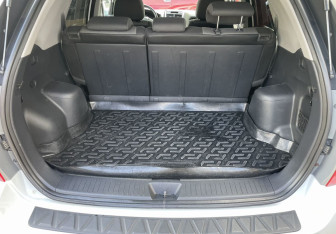 Подержанный автомобиль Kia Sportage 2010 года (13 фото)