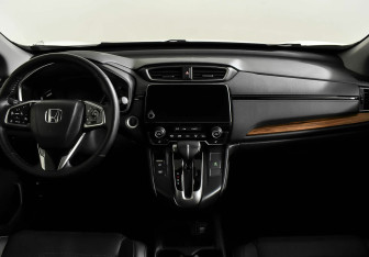 Подержанный автомобиль Honda CR-V 2019 года (11 фото)