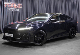 Подержанный автомобиль Changan UNI-V 2023 года (1 фото)