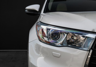 Подержанный автомобиль Toyota Highlander 2014 года (31 фото)