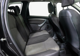 Подержанный автомобиль Renault Duster 2018 года (10 фото)